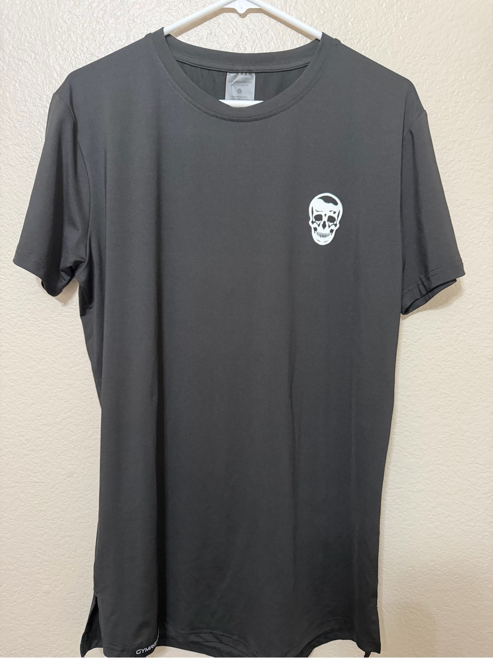 GYMREAPERS Black Stretch Crewneck Tee with White Skull Pocket Graphic XL